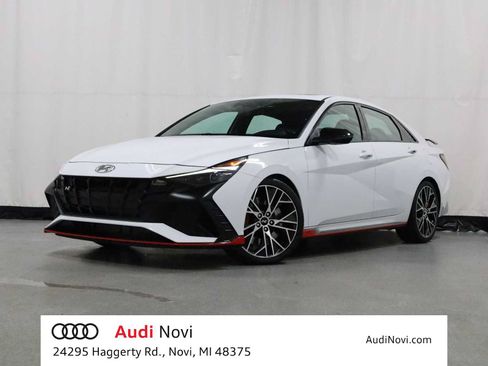Used 2022 Hyundai Elantra N FWD image 1
