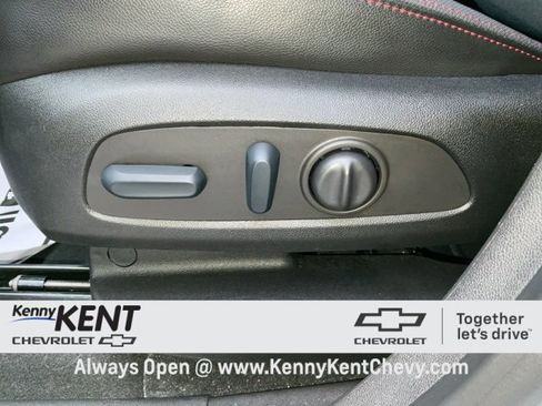 Used 2022 Chevrolet Equinox RS image 24