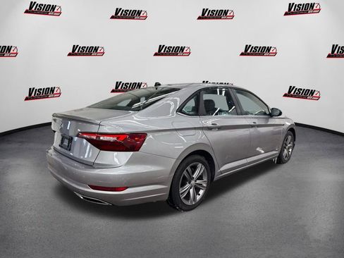 Used 2020 Volkswagen Jetta R-Line w/ R-Line Cold Weather Package image 5