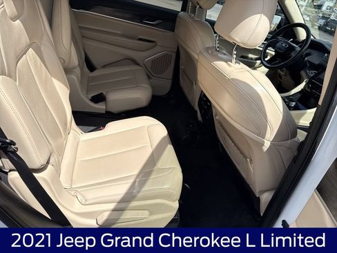 Used 2021 Jeep Grand Cherokee L Limited AWD/4WD image 14