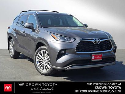 Certified 2025 Toyota Highlander Platinum