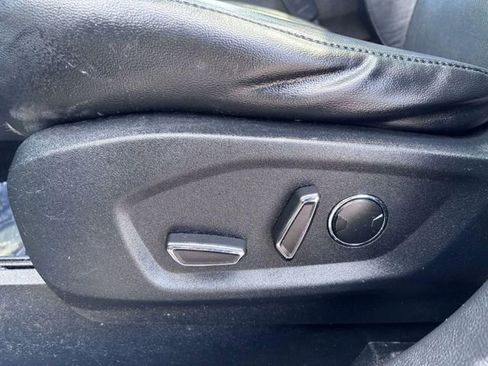 Used 2016 Ford Edge Titanium w/ Equipment Group 302A AWD/4WD image 12