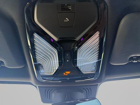 Used 2021 BMW X5 xDrive40i w/ M Sport Package image 30