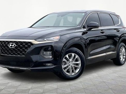 Used 2019 Hyundai Santa Fe SEL image 2
