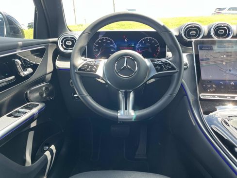 Used 2026 Mercedes-Benz GLC 300 4MATIC image 14