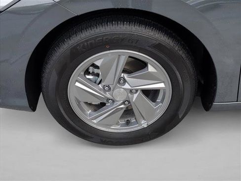 New 2026 Hyundai Elantra SE FWD image 10