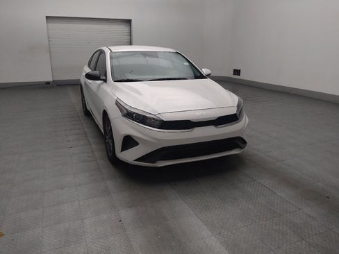 Used 2023 Kia Forte LXS FWD image 13