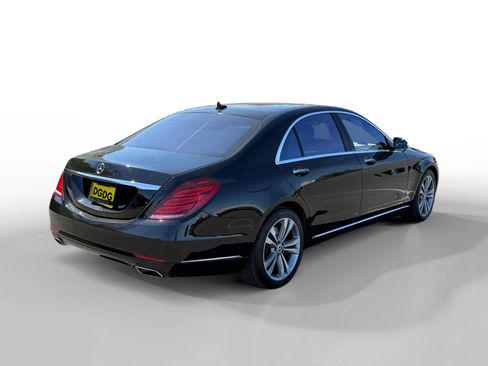 Used 2016 Mercedes-Benz S 550 Sedan image 5