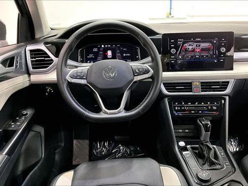 Used 2025 Volkswagen Taos SEL w/ Black Wheel Plus Package image 8