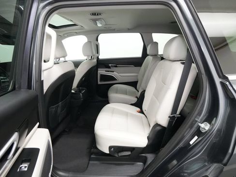 Used 2021 Kia Telluride S AWD/4WD image 18