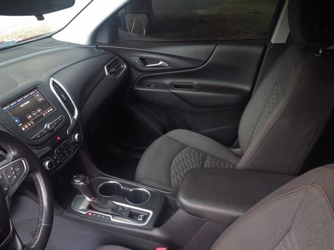 Used 2019 Chevrolet Equinox LT image 13