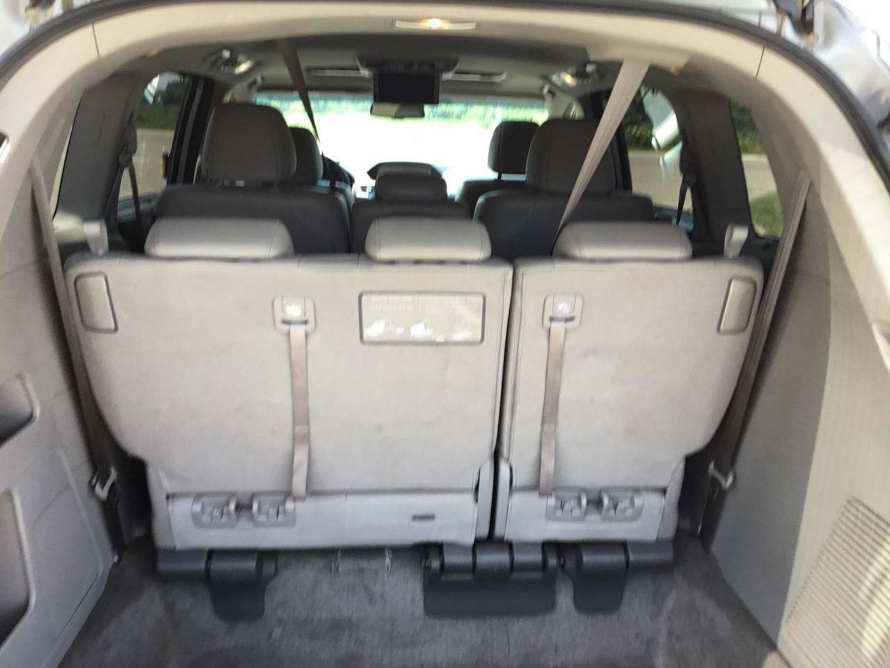 Used 2012 Honda Odyssey Touring image 24