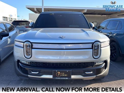 Used 2023 Rivian R1S Adventure AWD/4WD image 9