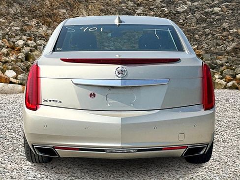 Used 2015 Cadillac XTS Luxury image 4