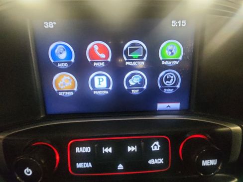 Used 2016 GMC Sierra 1500 SLE w/ SLE Value Package AWD/4WD image 17