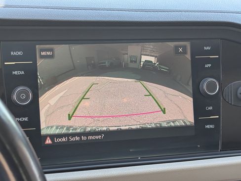 Used 2019 Volkswagen Jetta SEL Premium FWD image 24