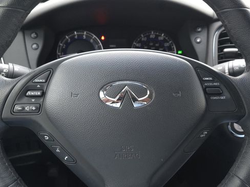 Used 2017 INFINITI QX50 2WD w/ Premium Plus Package image 23