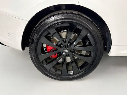 Used 2025 Land Rover Range Rover Sport Autobiography AWD/4WD image 33