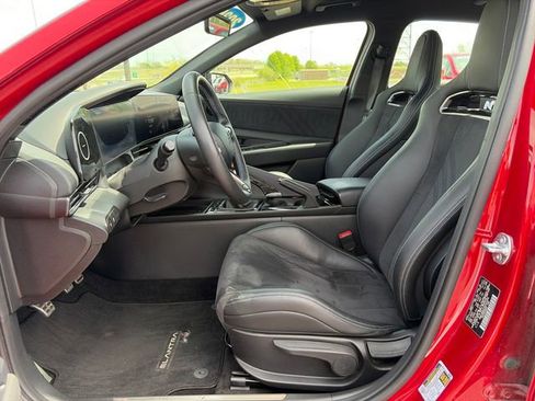 Used 2025 Hyundai Elantra N FWD image 15