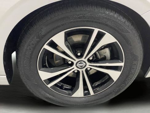 Used 2023 Nissan Sentra SV image 10