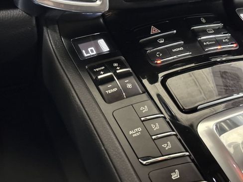 Used 2013 Porsche Cayenne S AWD/4WD image 17