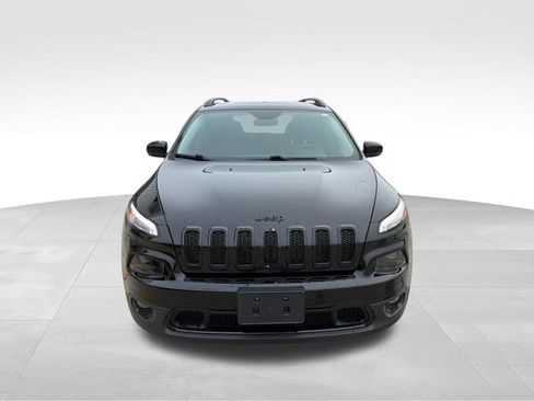 Used 2017 Jeep Cherokee High Altitude AWD/4WD image 3
