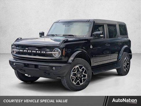 New 2025 Ford Bronco Outer Banks image 1