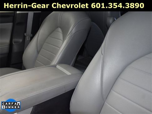 Used 2023 Toyota Highlander XLE image 14