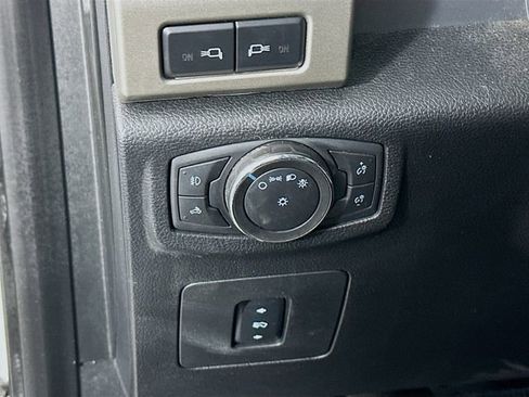 Used 2015 Ford F150 Lariat AWD/4WD image 15