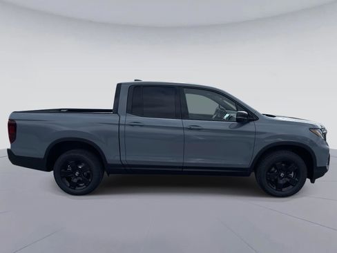 New 2026 Honda Ridgeline Black Edition image 2