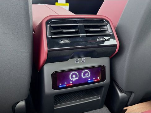 New 2026 BMW 530i RWD image 28