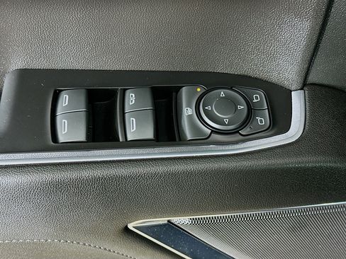 Used 2023 Chevrolet Silverado 1500 LT image 15