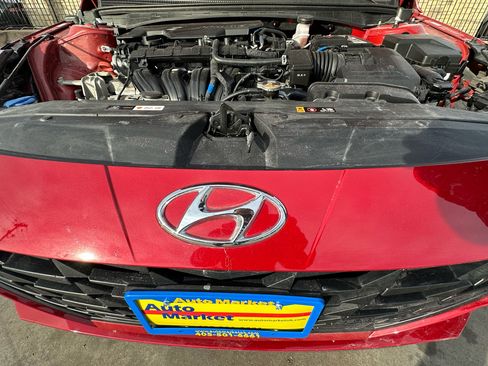 Used 2023 Hyundai Elantra SEL w/ Convenience Package image 25