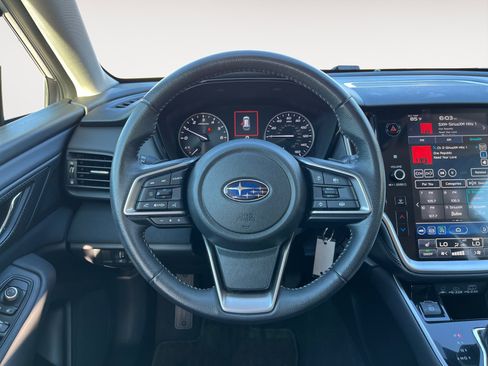 Used 2024 Subaru Outback Premium AWD/4WD image 12