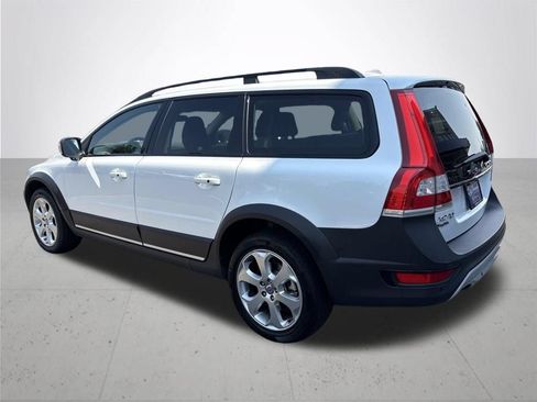 Used 2016 Volvo XC70 T5 Premier w/ Proximity Package AWD/4WD image 9