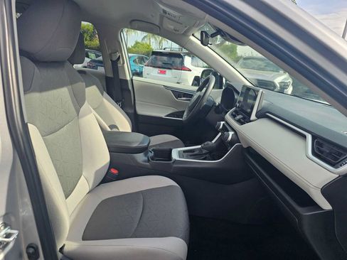 Certified 2025 Toyota RAV4 XLE FWD image 10
