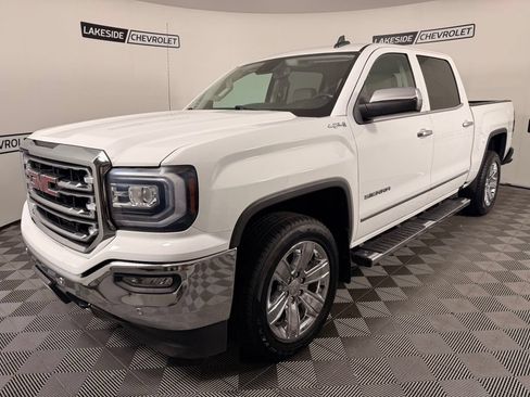 Used 2018 GMC Sierra 1500 SLT AWD/4WD image 2