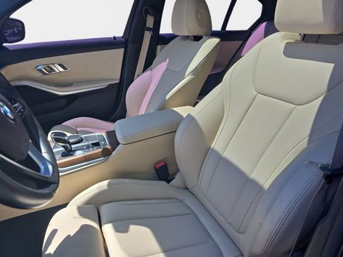 Used 2020 BMW 330i Sedan w/ Convenience Package RWD image 18