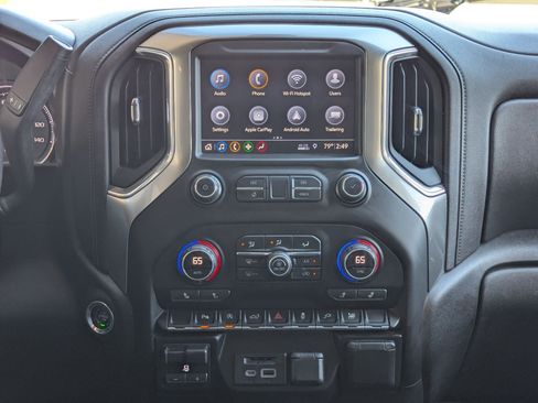 Used 2019 Chevrolet Silverado 1500 LT w/ All-Star Edition image 17