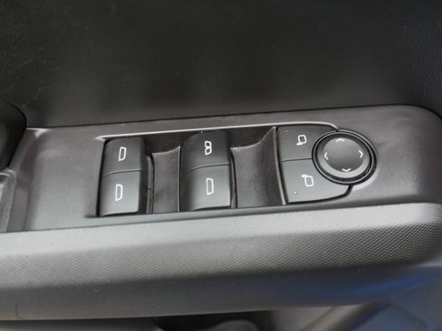 Used 2023 Chevrolet Colorado Trail Boss w/ Technology Package image 29