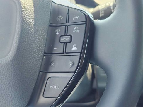 Certified 2026 Toyota Prius XLE FWD image 29