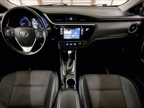Used 2019 Toyota Corolla SE w/ SE Premium Package image 14