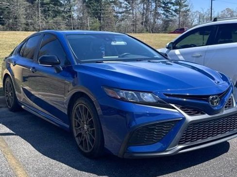 Used 2023 Toyota Camry SE w/ Convenience Package image 1