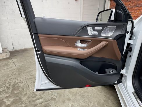 New 2026 Mercedes-Benz GLE 53 AMG 4MATIC Coupe image 10