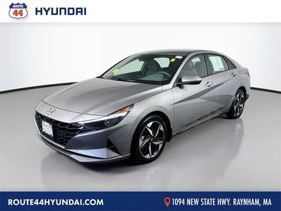 Used 2023 Hyundai Elantra SEL w/ Convenience Package