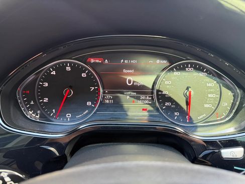 Used 2012 Audi A8 L 4.2 image 24