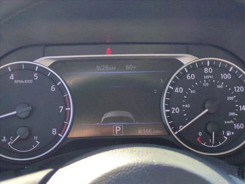 Used 2024 Nissan Sentra SV image 10