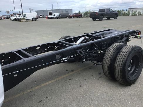 New 2025 RAM 3500 Tradesman image 17