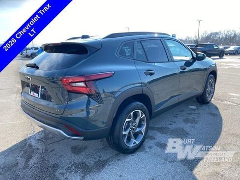 New 2026 Chevrolet Trax LT w/ Driver Confidence Package image 5