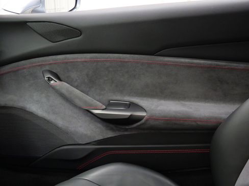 Used 2018 Ferrari 488 GTB image 37